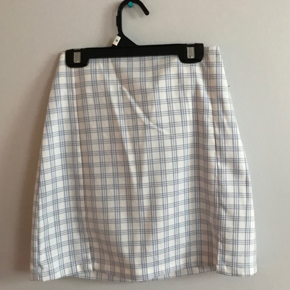 Brandy Melville new with tags skirt!